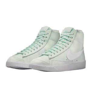Nike Blazers Mid 77